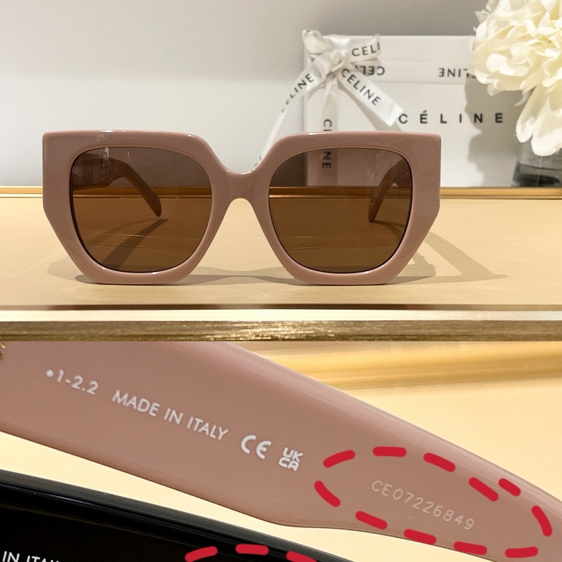 CELINE Sunglasses 124